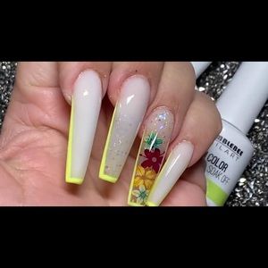 Meet your Posher, Dalila